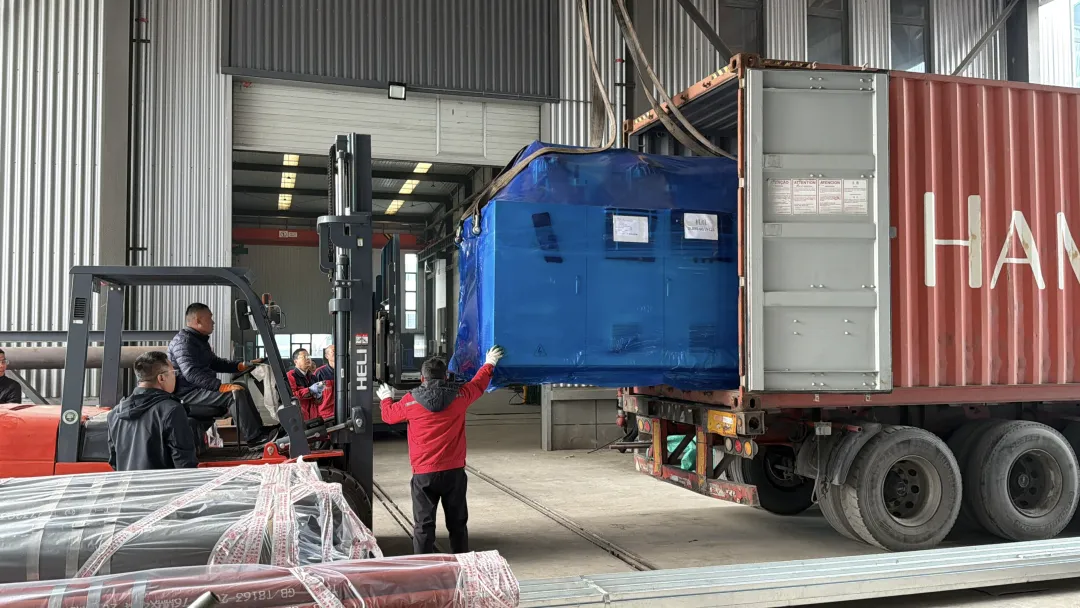 大森制冷速凍機(jī)、制冷機(jī)組訂單十柜連發(fā)出口海外